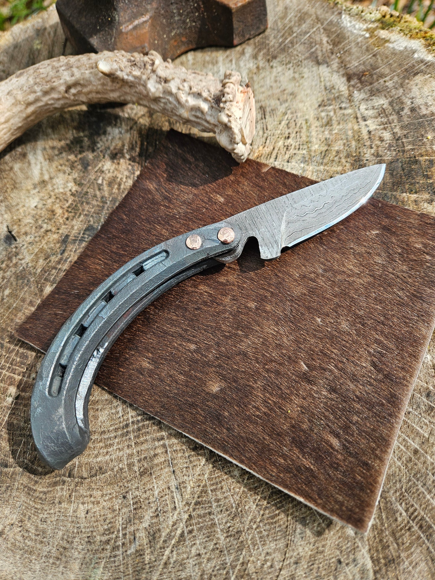 Horseshoe Friction Folder